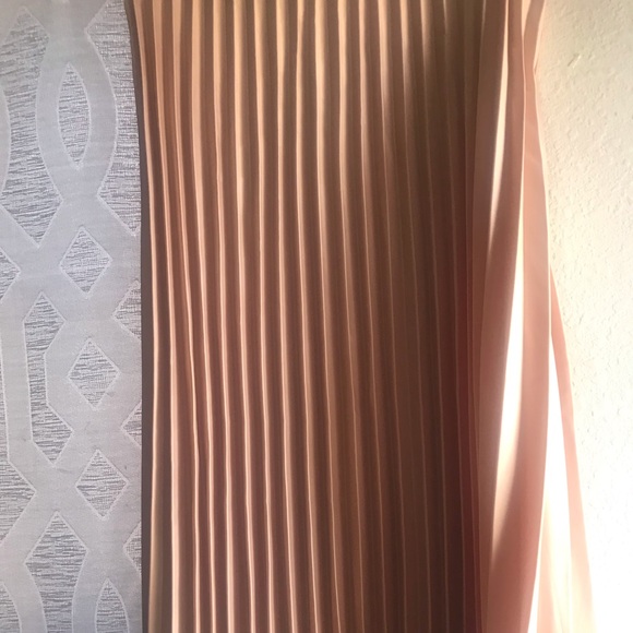 Beige Satin Pleated Skirt - Picture 3 of 4